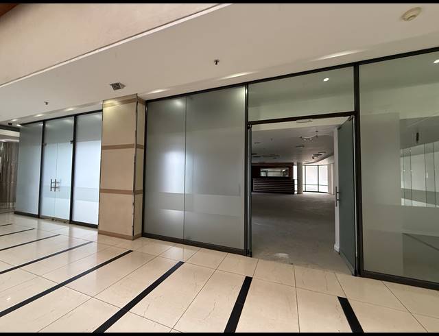 182M² OFFICE TO LET IN ROSEBANK